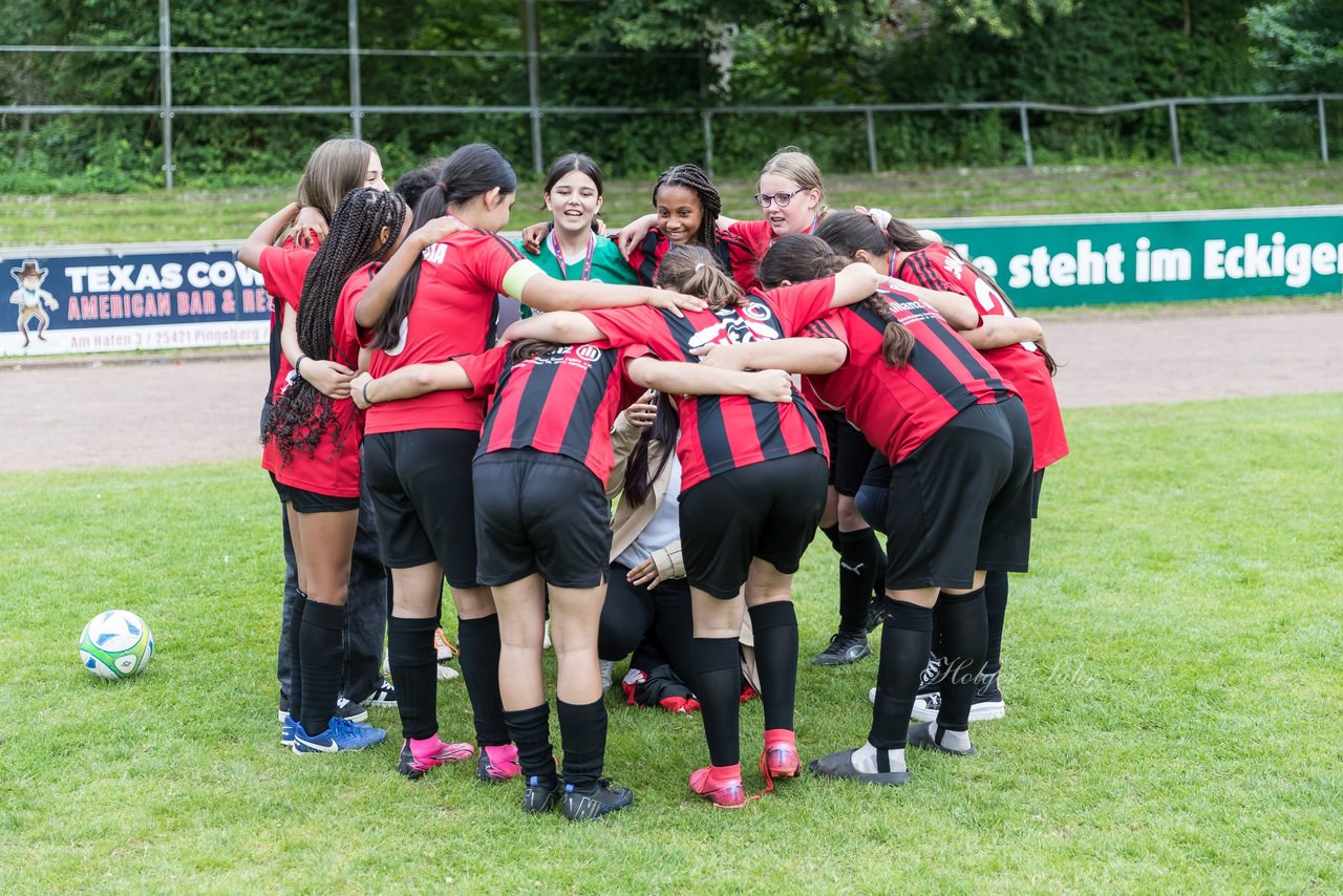 Bild 201 - Loewinnen Cup